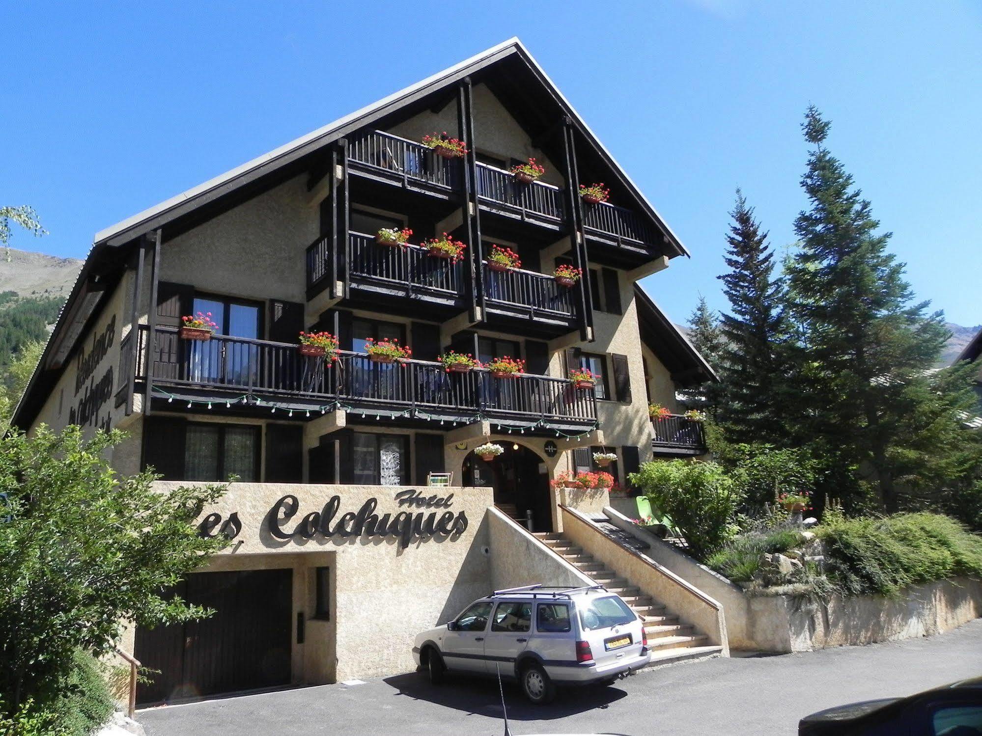 Hôtel Résidence Les Colchiques Le Monêtier-les-Bains Esterno foto